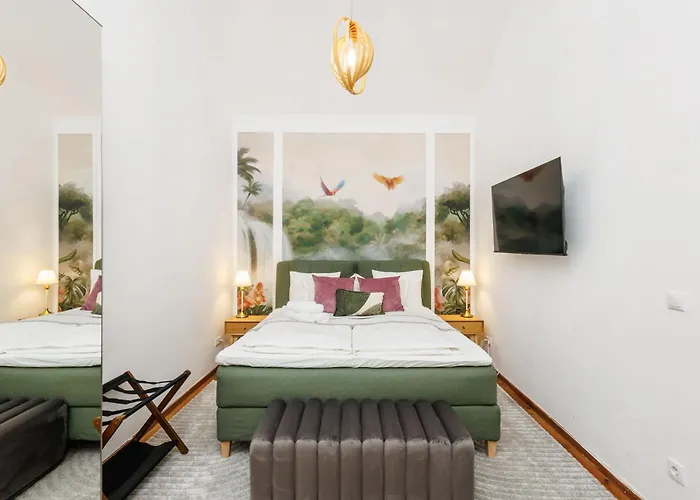 Deluxe New L 10 Min Walk To Centre Appartamento *